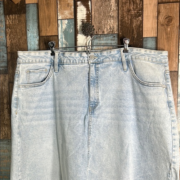 Ava & Viv A-line Light Blue Denim Skirt - Picture 2 of 15